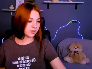 cherry-hugs's Live Sex Cam Show