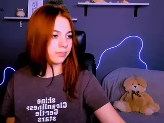 cherry-hugs's Live Sex Cam Show