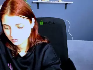 evelyn-muse's Live Sex Cam Show