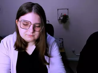 evelyn-muse's Live Sex Cam Show