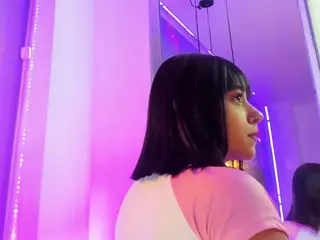 GinaKurt's Live Sex Cam Show