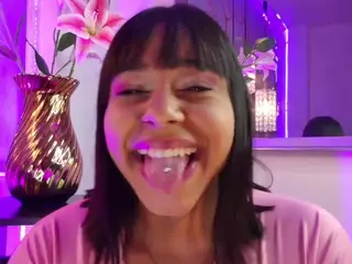 GinaKurt's Live Sex Cam Show