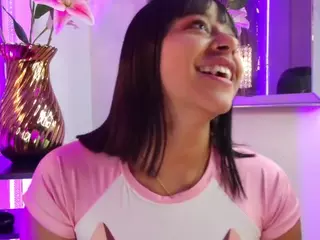 GinaKurt's Live Sex Cam Show