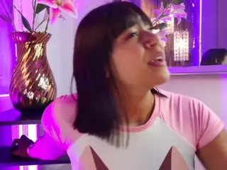 GinaKurt's Live Sex Cam Show