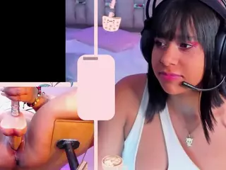 GinaKurt's Live Sex Cam Show