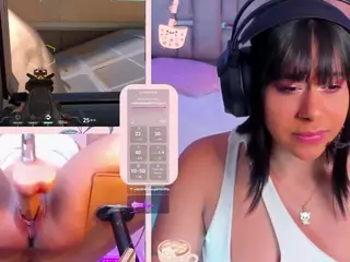 GinaKurt's Live Sex Cam Show