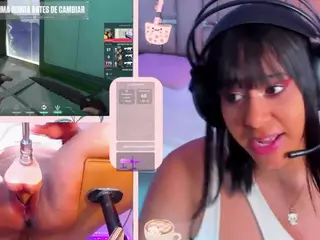 GinaKurt's Live Sex Cam Show