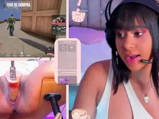 GinaKurt's Live Sex Cam Show