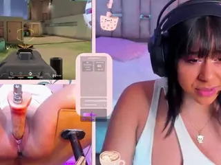 GinaKurt's Live Sex Cam Show