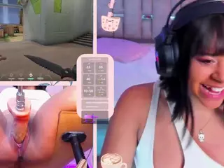 GinaKurt's Live Sex Cam Show