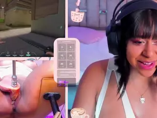GinaKurt's Live Sex Cam Show