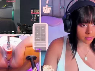 GinaKurt's Live Sex Cam Show