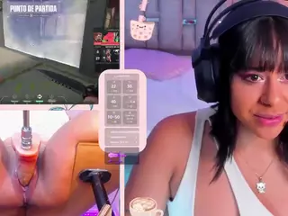 GinaKurt's Live Sex Cam Show