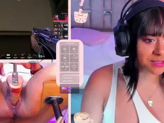 GinaKurt's Live Sex Cam Show