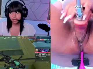 GinaKurt's Live Sex Cam Show