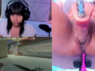 GinaKurt's Live Sex Cam Show