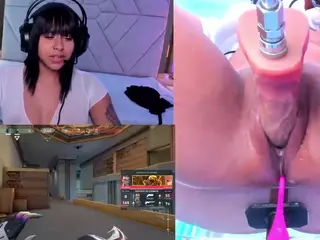 GinaKurt's Live Sex Cam Show