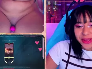 GinaKurt's Live Sex Cam Show