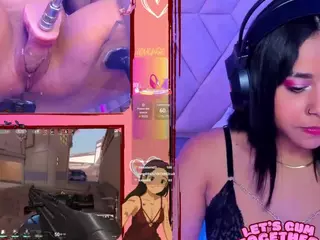 GinaKurt's Live Sex Cam Show