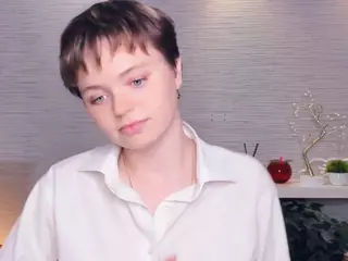 GwendolynFeltham's Live Sex Cam Show