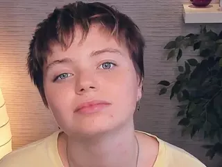 GwendolynFeltham's Live Sex Cam Show