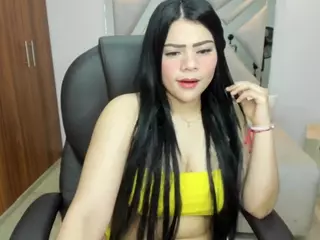 lisa-logan's Live Sex Cam Show