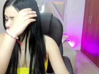 lisa-logan's Live Sex Cam Show
