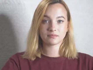 LynAnstead's Live Sex Cam Show