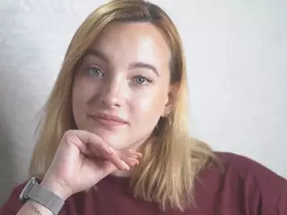 LynAnstead's Live Sex Cam Show