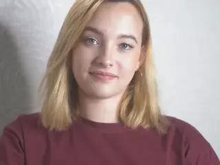 LynAnstead's Live Sex Cam Show