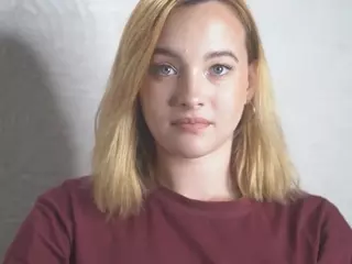 LynAnstead's Live Sex Cam Show