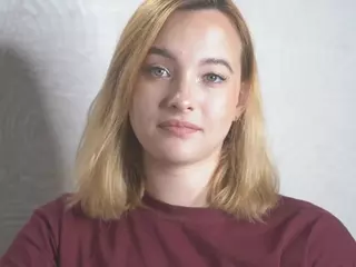 LynAnstead's Live Sex Cam Show