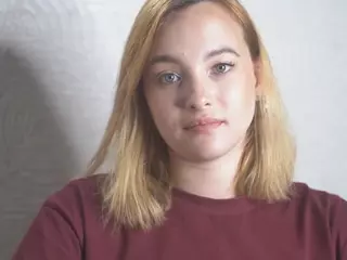 LynAnstead's Live Sex Cam Show