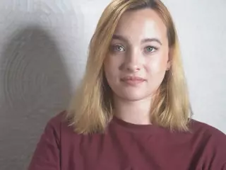 LynAnstead's Live Sex Cam Show
