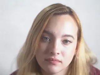LynAnstead's Live Sex Cam Show