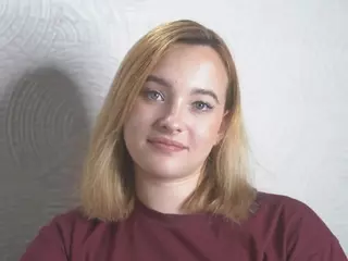 LynAnstead's Live Sex Cam Show