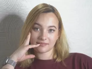 LynAnstead's Live Sex Cam Show