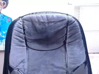 NaughtyMilfxox's Live Sex Cam Show