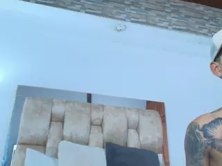paradisehot's Live Sex Cam Show
