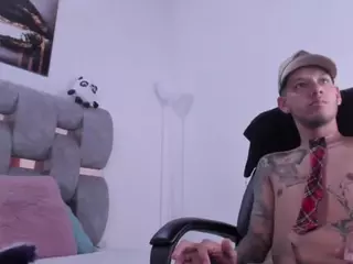 paradisehots's Live Sex Cam Show
