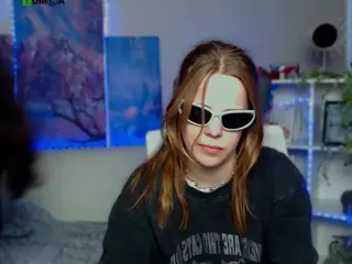 riley-sanders's Live Sex Cam Show