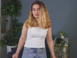 Peggy's Live Sex Cam Show