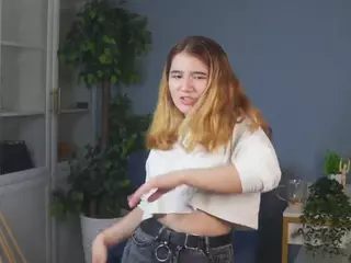 Peggy's Live Sex Cam Show