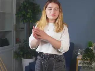 Peggy's Live Sex Cam Show