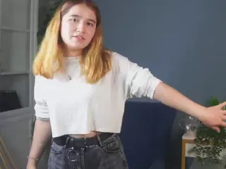Peggy's Live Sex Cam Show