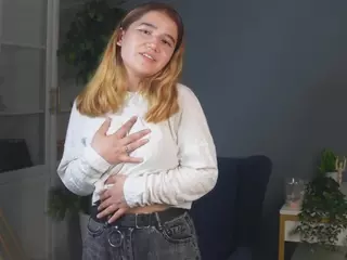 Peggy's Live Sex Cam Show