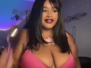 Thevalenciarose's Live Sex Cam Show