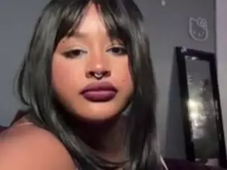 Thevalenciarose's Live Sex Cam Show