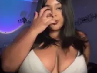 Thevalenciarose's Live Sex Cam Show