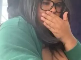 Valencia Rose's Live Sex Cam Show